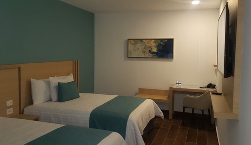 Habitación estándar doble, 2 camas de matrimonio
