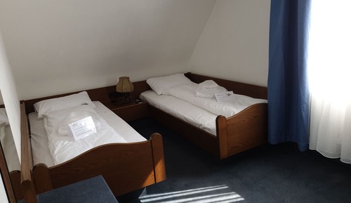 Habitación económica con 1 cama doble o 2 individuales