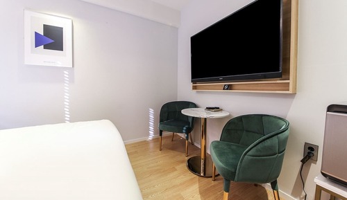 Suite, vistas al mar (Netflix+ Styler)