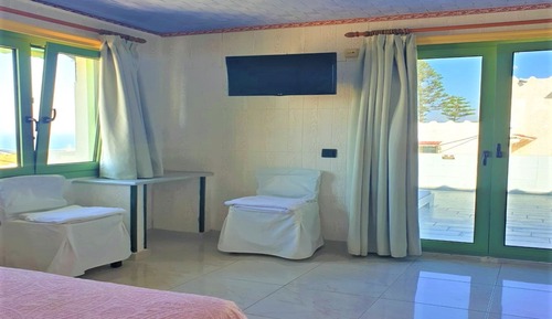 Apartamento, 1 habitación, balcón, vistas al jardín