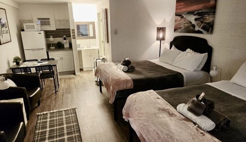 Habitación cuádruple clásica, 2 camas dobles, no fumadores, frigorífico y microondas