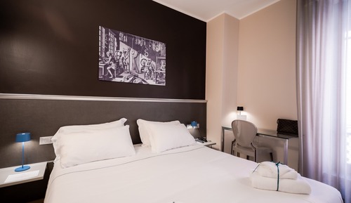 Habitación estándar con 1 cama doble o 2 individuales