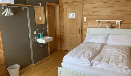 Habitación básica doble, baño compartido
