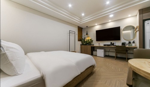 Habitación Deluxe (Massage Bed)