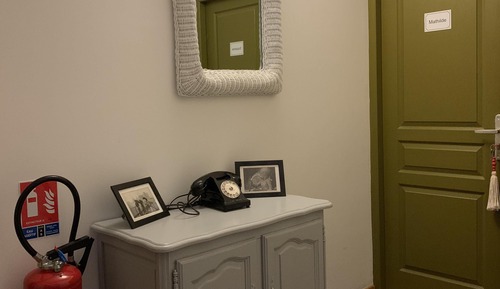 Habitación estándar doble, baño privado, vistas al jardín (Suzanne, 2em étage)