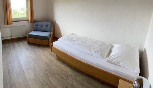 Habitación triple familiar (17)