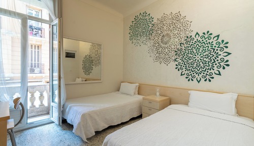Habitación clásica con 2 camas individuales