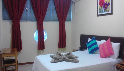 Double One Bedroom Suite (1 Full Bed)