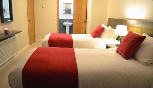 Habitación clásica con 1 cama doble o 2 individuales