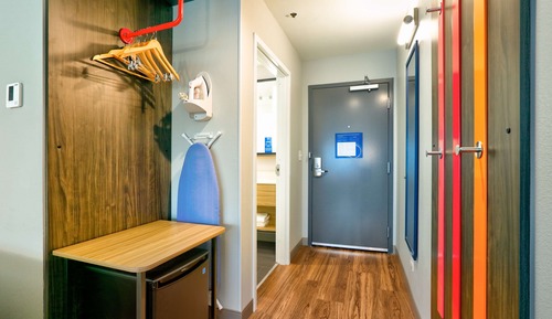 Habitación, 1 cama de matrimonio grande, accesible para personas con discapacidad, bañera