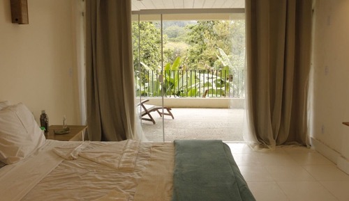 Habitación doble, vistas a la montaña