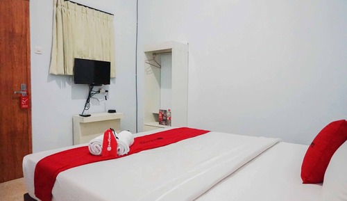 Habitación doble (Reddoorz)