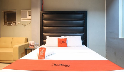 Habitación doble (Reddoorz)