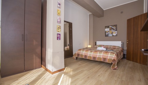 Apartamento familiar, 1 habitación, junto a la montaña (Fontana Del Lago Apt. 7)