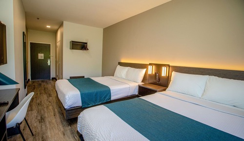 Habitación Deluxe, 2 camas dobles, no fumadores, frigorífico y microondas