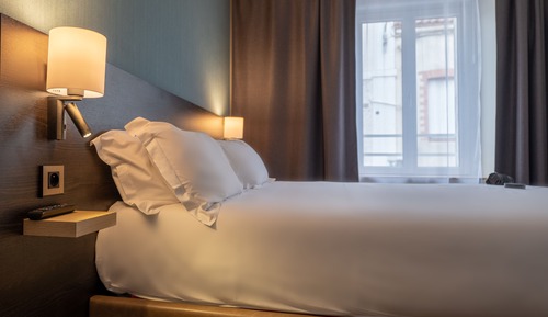 Habitación doble, 1 cama de matrimonio, vistas a la ciudad (5)