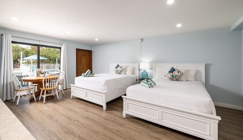 Suite estudio Deluxe, vistas a la piscina