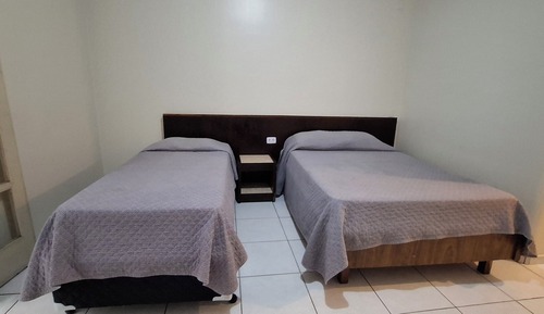 Habitación estándar con 2 camas individuales