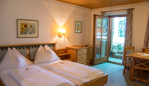 Habitación doble superior, 1 cama doble, balcón, vistas a la montaña