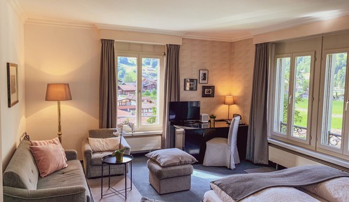 Suite familiar