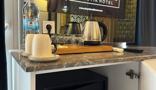 Habitación Deluxe, 1 cama de matrimonio, no fumadores, Aire acondicionado
