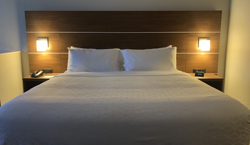Suite, 1 cama de matrimonio grande con sofá cama (Communications)