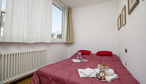 Apartamento familiar, 2 habitaciones (Riva Centro Apartment)
