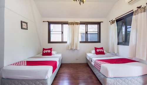 Habitación estándar con 2 camas individuales