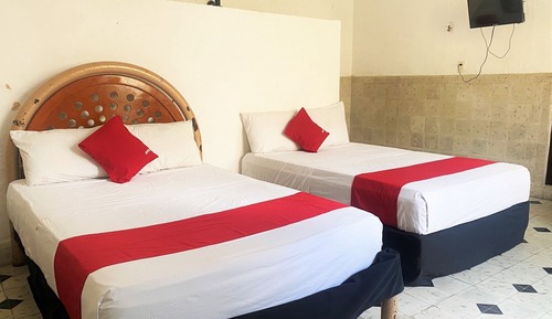 Standard Room, 2 Double Beds