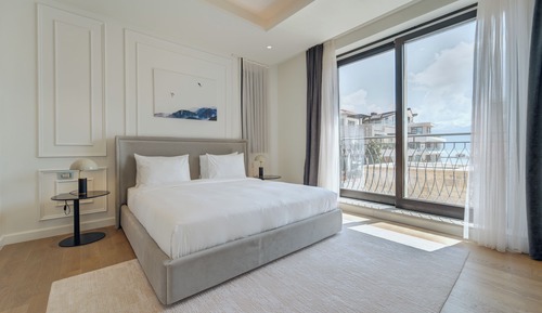 Habitación, 1 cama de matrimonio grande (3 Bds- Castelnuovo Village Suite)