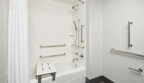 Estudio, 1 cama de matrimonio grande, accesible para personas con discapacidad, bañera