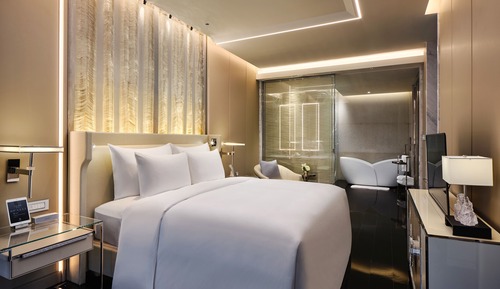 Suite Grand (Bund View)