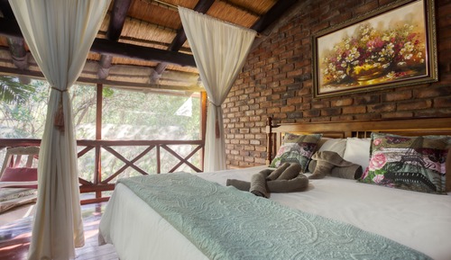 Luxury Holiday Home (Kiaat)