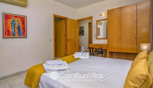 Villa, 5 habitaciones, fumadores, piscina privada