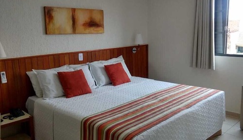 Habitación superior con 1 cama doble o 2 individuales