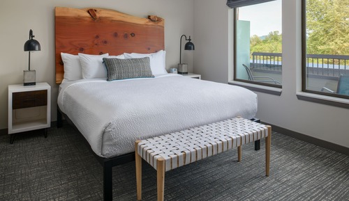 Suite, 1 cama de matrimonio grande, chimenea, vistas al río (Master Suite with Riverview Balcony a)