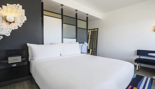 aloft, Habitación, 1 cama de matrimonio grande