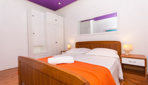 Apartamento, 2 habitaciones, fumadores, balcón