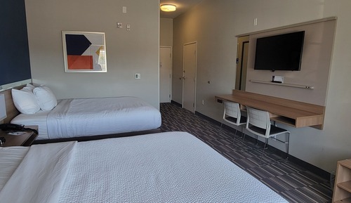 Habitación, 2 camas de matrimonio, accesible para personas con discapacidad, no fumadores (Mobility)