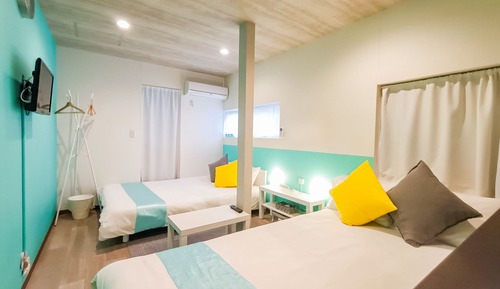 Casa familiar, varias camas, no fumadores, cocina (103)
