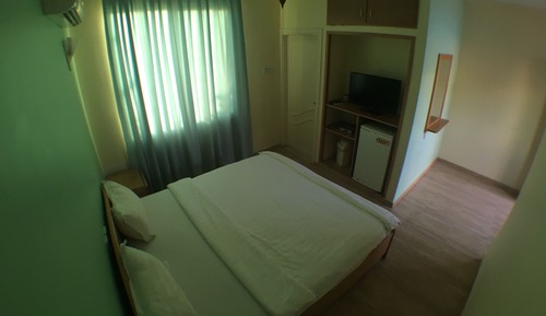 Habitación triple, baño privado