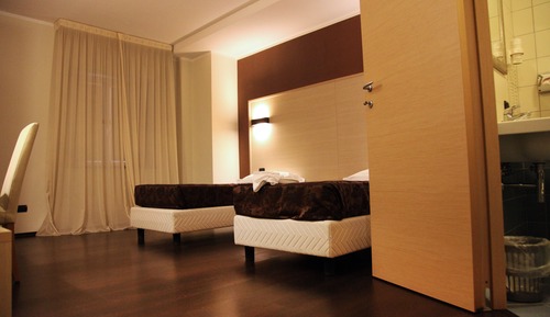 Habitación Confort con 2 camas individuales