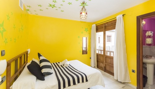 Habitación doble, baño privado