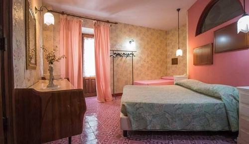 Habitación triple básica