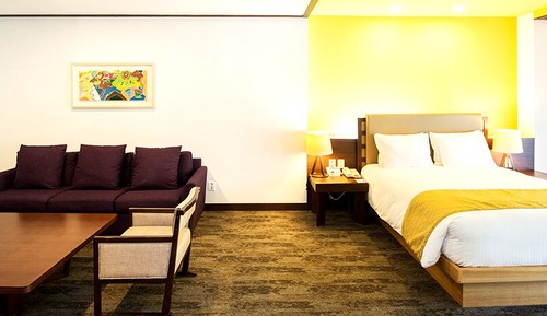 Suite, 1 cama de matrimonio (Slope View)