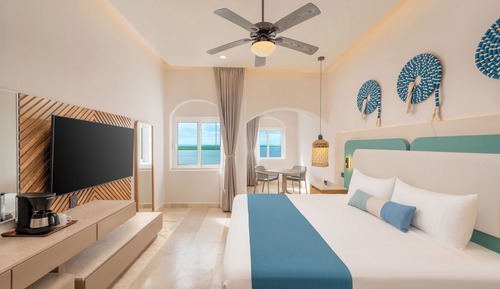 Deluxe Lagoon View