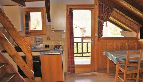 Estudio (Mezzanine - Cleaning fee not included)
