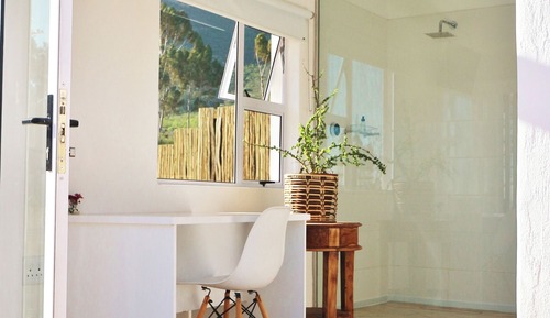 Superior Valley Facing Room with Jacuzzi