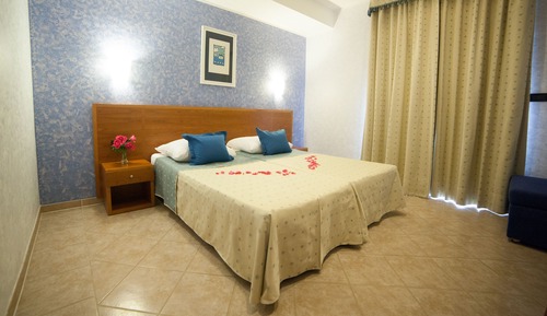 Habitación estándar doble, balcón