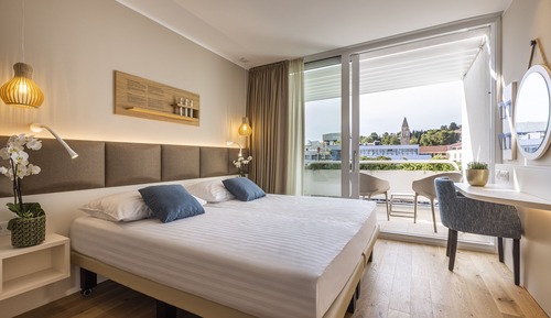 Family room superior  (2 Adults + 2 Children) with balcony
